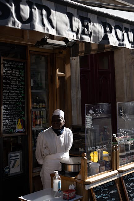 Venditore di crêpes vegan per le strade di Montmartre