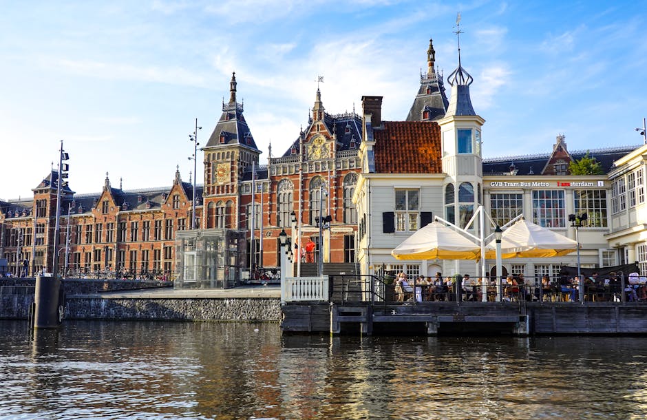 Hermitage Amsterdam-aan de Amstel met promenade