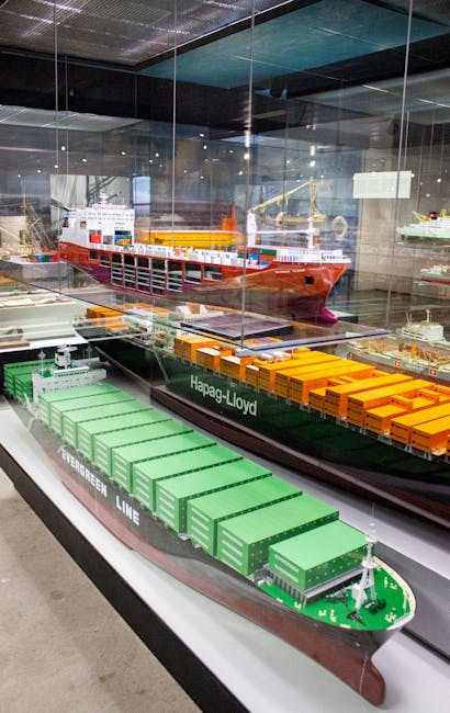 Nationaal Scheepvaartmuseum-scheepsmodel in binnenplaats