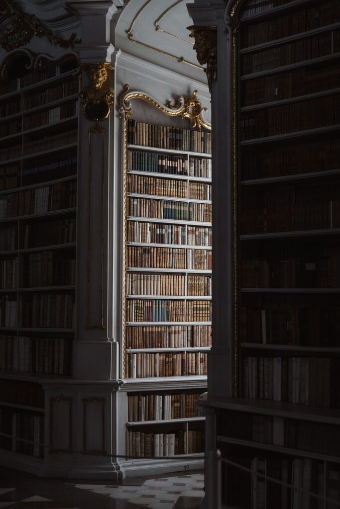 Trap van het Rijksmuseum met dramatisch licht