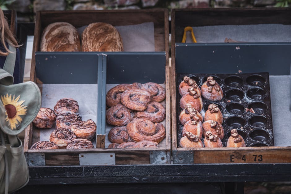 sonntagsmarkt in Stockbridge mit brot und käseplatten