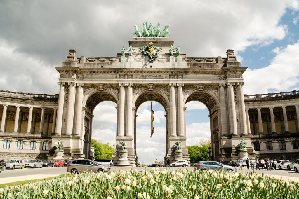 Jubelparkboog, wijds uitzicht over het Jubelpark