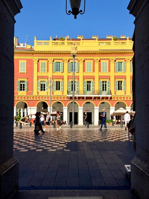 Gevel van Musée Masséna, voormalig villa Masséna