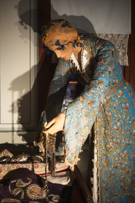 Mostra del Museon Arlaten con costume tradizionale arlesiano