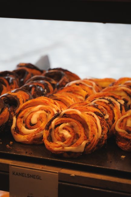 Warme Deense kaneelbroodjes bij Lagkagehuset