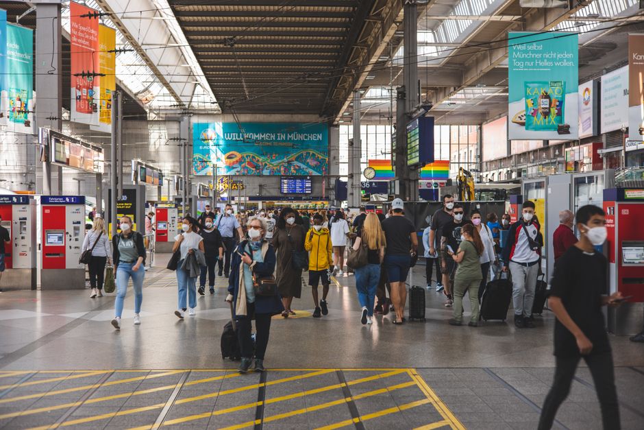 Commuter exiting Munich Hauptbahnhof station platforms