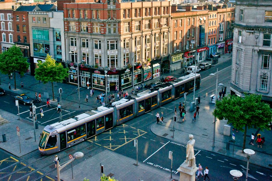 Luas tram op de Green Line in het centrum van Dublin