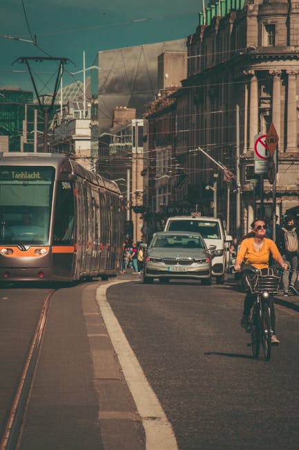 Tramwaje Luas przejeżdżające nad Liffey