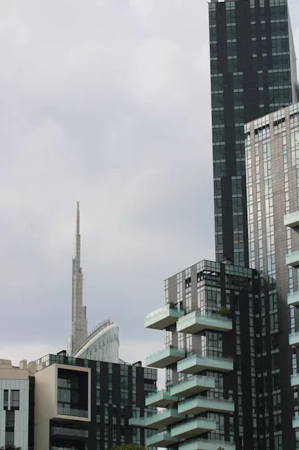 Gratte-ciel modernes et balcons en saillie dans la ligne d'horizon milanaise