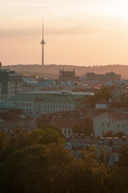 Vista panoramica sulla città vecchia da Monteliusvägen al tramonto
