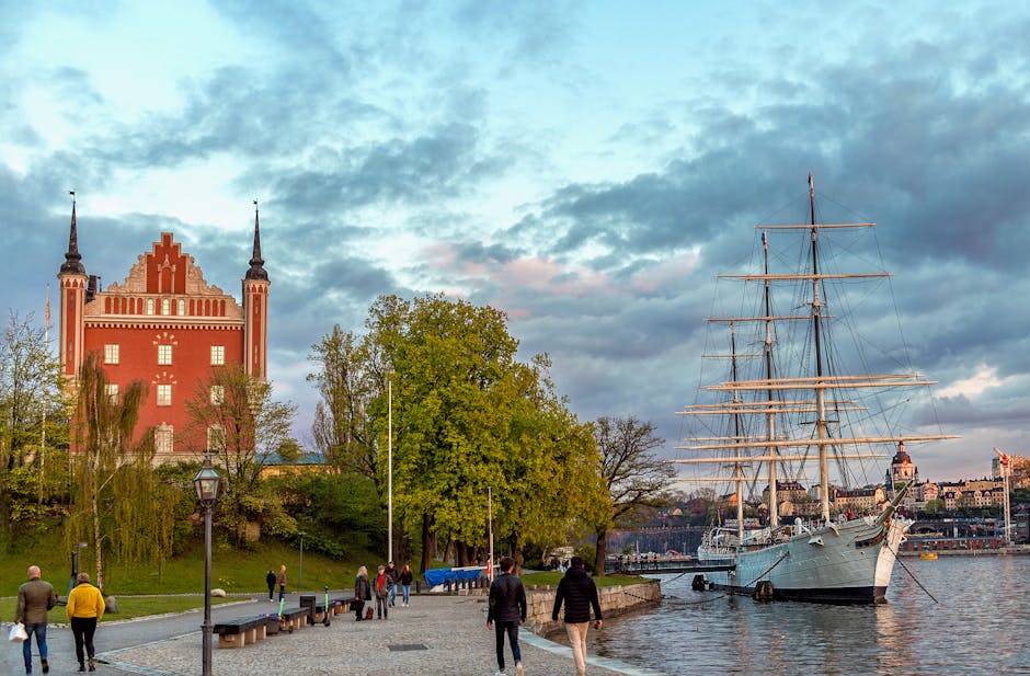 Esterno del Moderna Museet sull'isola di Skeppsholmen, vista sul lungomare