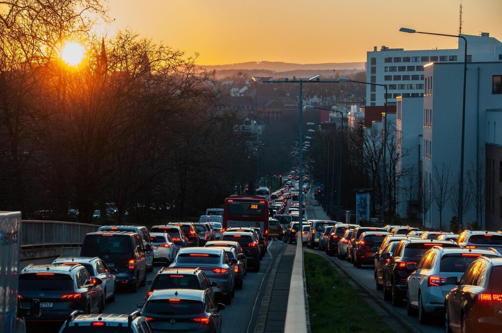 Busy traffic on a broad Bucharest boulevard