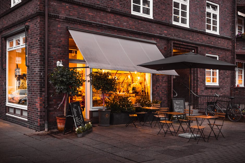 Café im Viertel Titan mit Außenbestuhlung