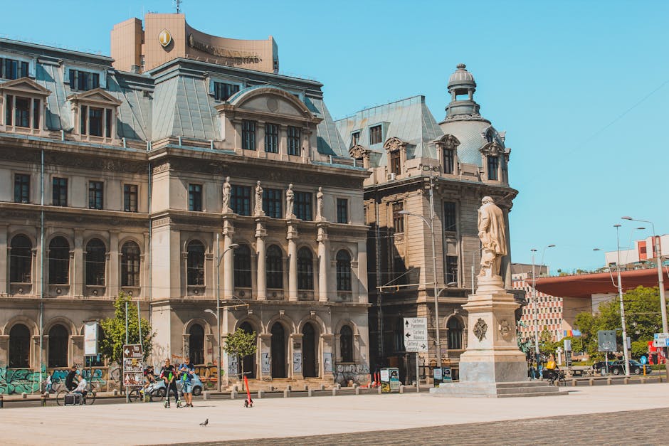 Universitätsplatz in Bukarest während einer Free-Tour-Versammlung