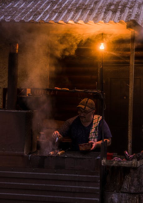 Rumänischer Street-Food-Stand mit gegrillten Mititei