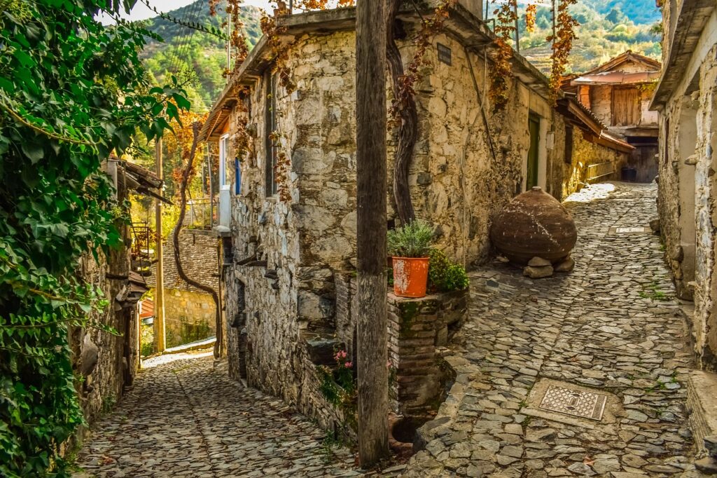 Steingepflasterte Gassen von Saint‑Émilion