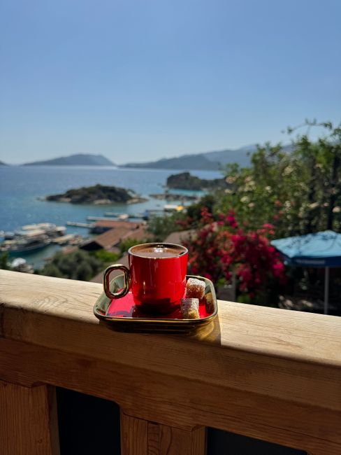Café Regatta red wooden cabin by the sea