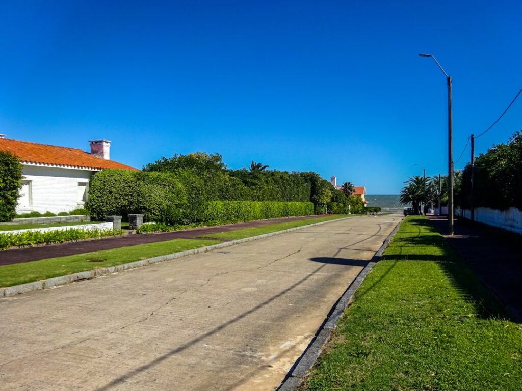 Île-aux-Moines — ścieżki rowerowe i nadmorskie żywopłoty