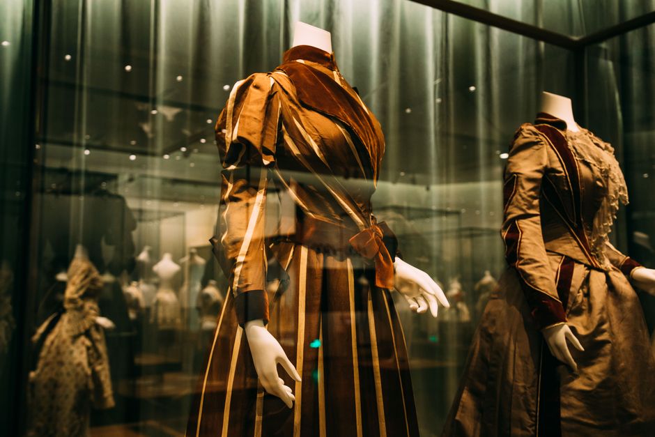 Esposizione di costumi bretoni al Musée de Bretagne