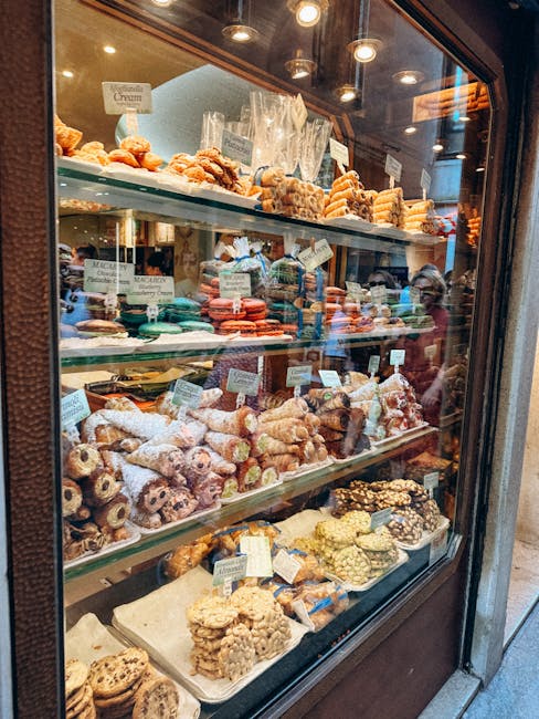 etalage met traditionele Maltese gebakjes bij Dolceria Bonajuto