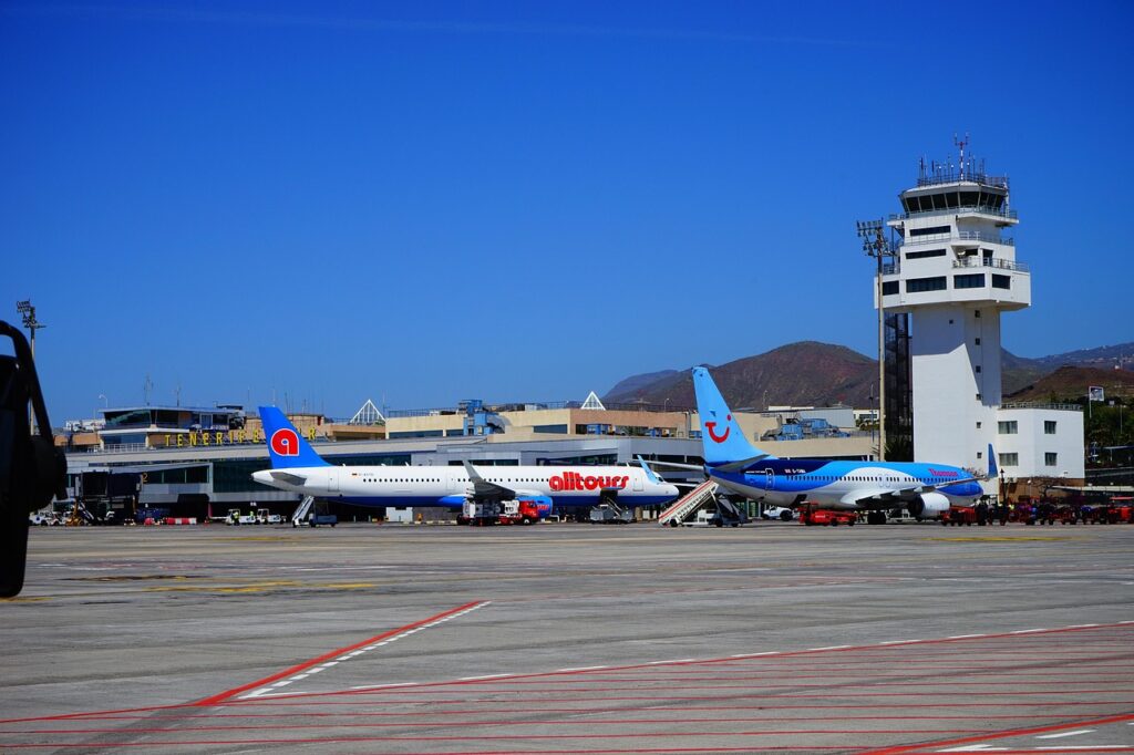 Reina Sofía Airport terminal and boarding gates