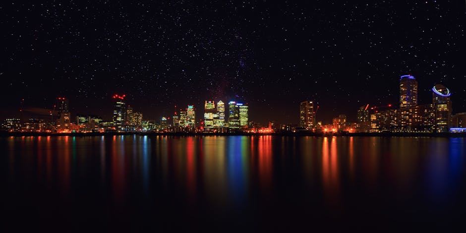 nächtliche Skyline von Playa de las Américas