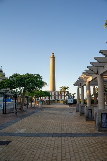 Faro di Maspalomas e passeggiata costiera al tramonto