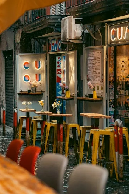 Street café in Naples with live music vibe