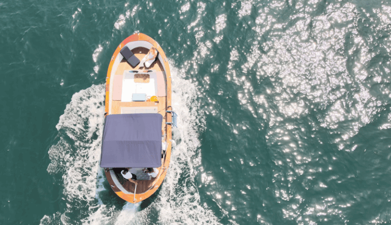 Tour et snorkeling au Castel dell'Ovo