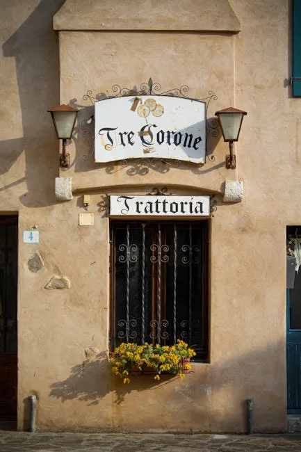 Façade de trattoria 'Tre Corone' avec enseigne et jardinière, quartier de Côme