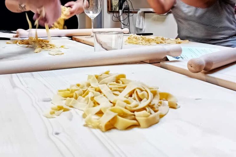 Cours de cuisine « Les mains dans la pâte »