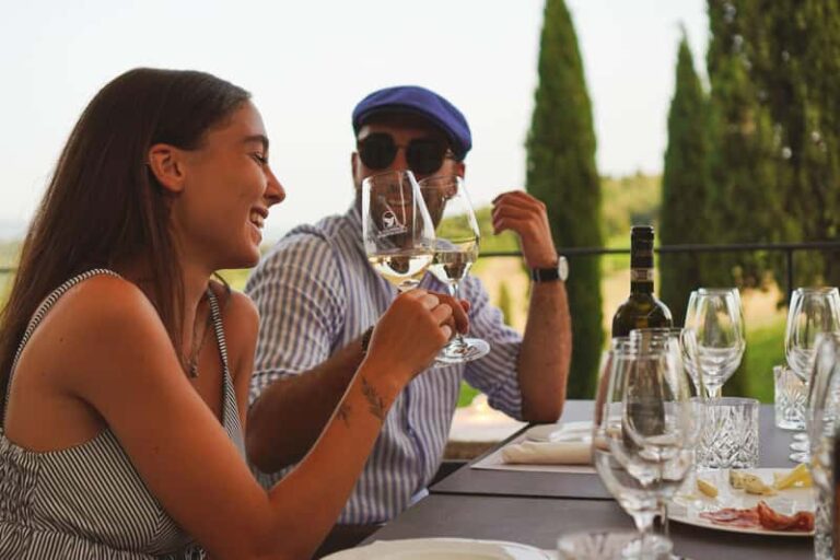 Dégustation sur terrasse de vignoble