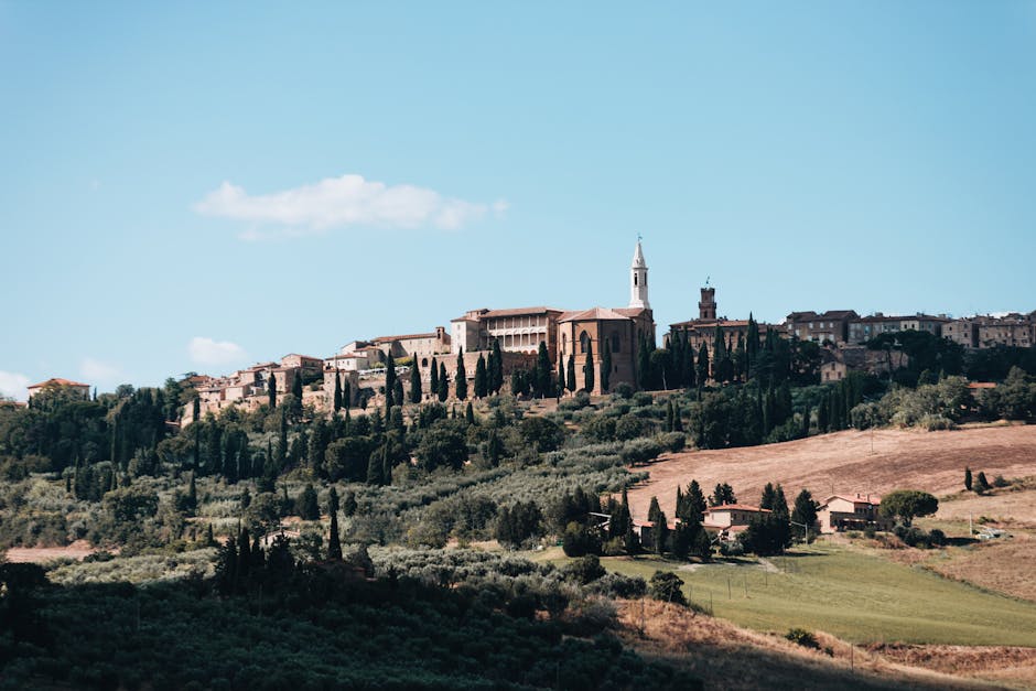 Pienza Piazza Pio II and rolling hills