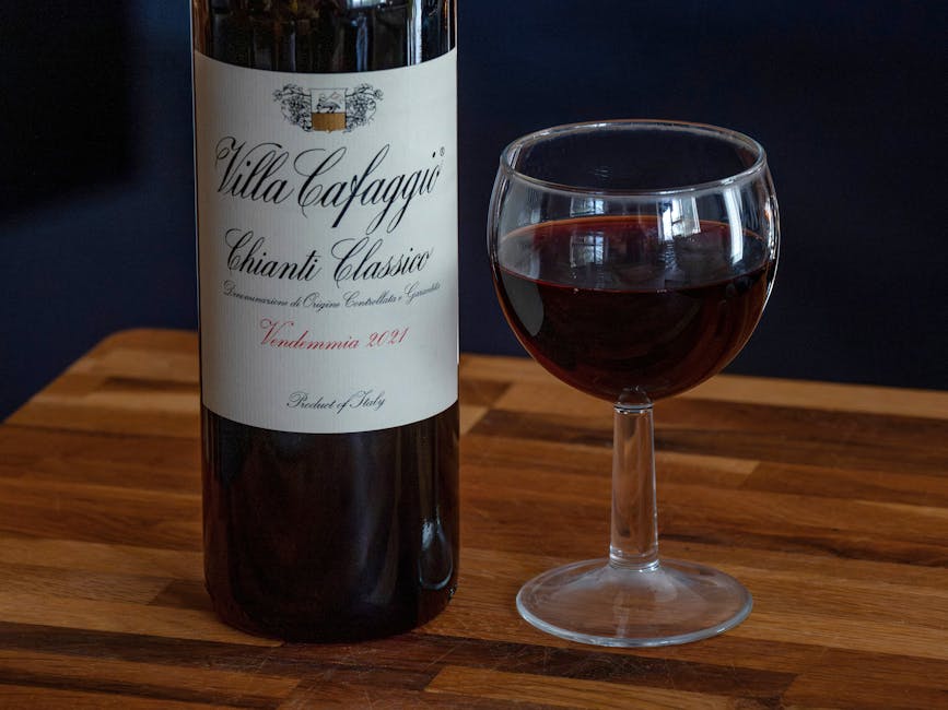 Degustazione del Chianti su tavolo rustico all'aperto
