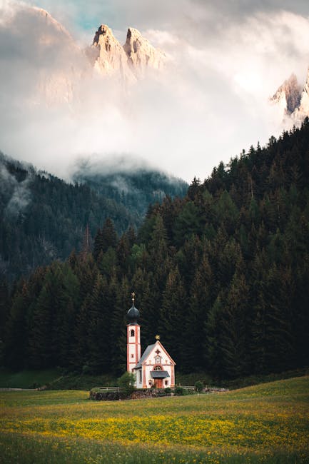 Saint Magdalena church framed by the Odle peaks