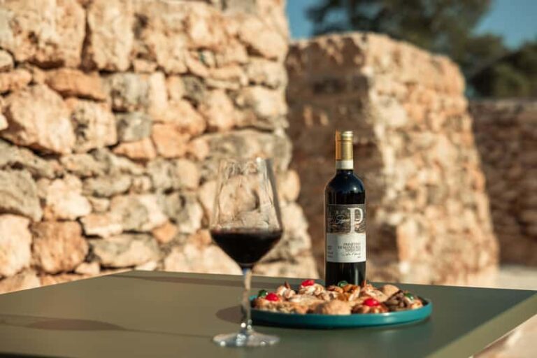 Picnic among the trulli and winery tour