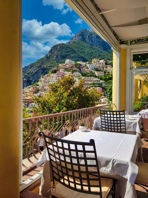 Caféterrasse mit Blick über Positano