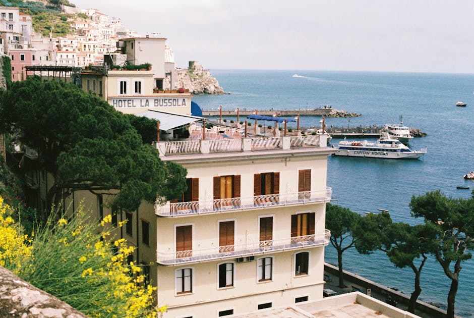 Hotel mit Terrasse über dem Hafen von Conca dei Marini, Côte amalfitaine