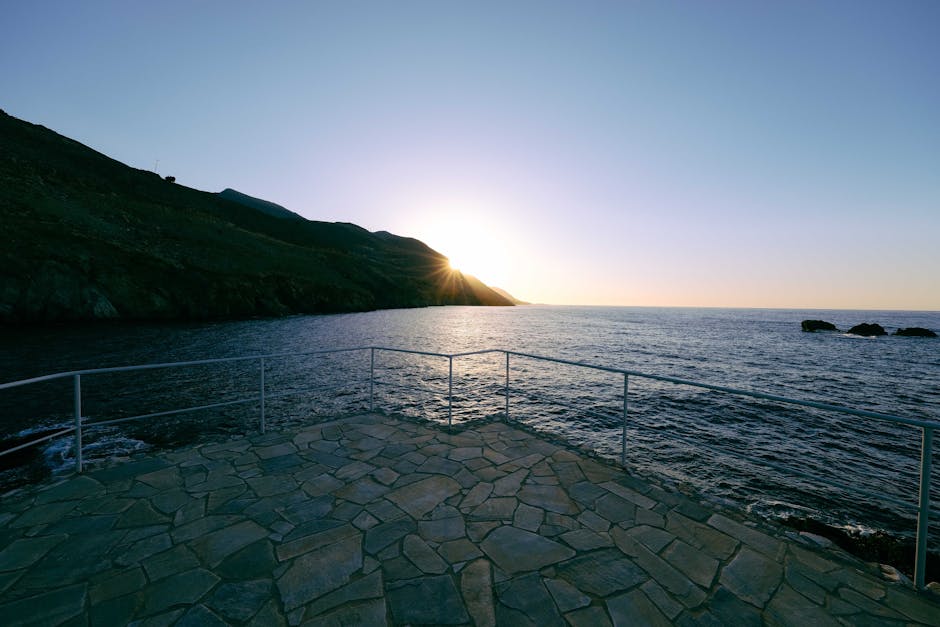 Torre Saracena Restaurantterrasse mit Meerblick bei Sonnenuntergang
