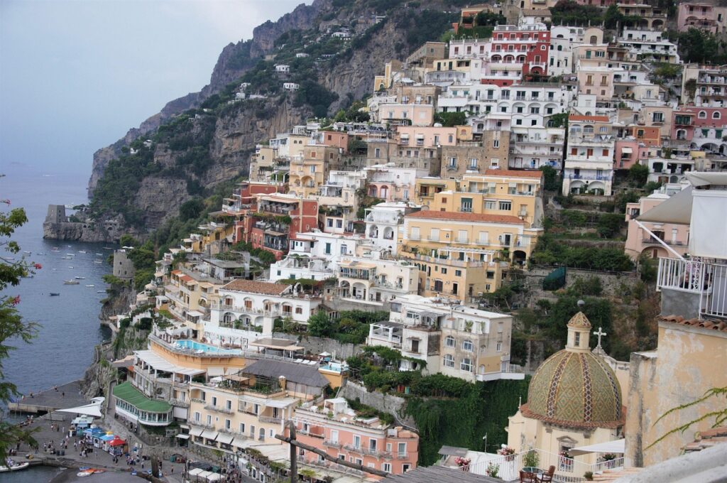 Piscina panoramica e terrazza dell'Hotel Villa Maria a Positano