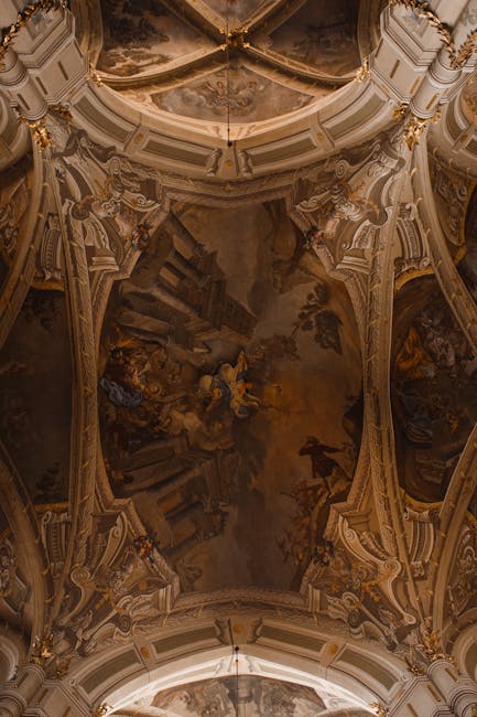 Plafondfresco met illusionistische architectuur en engelen in een Padua-kapel