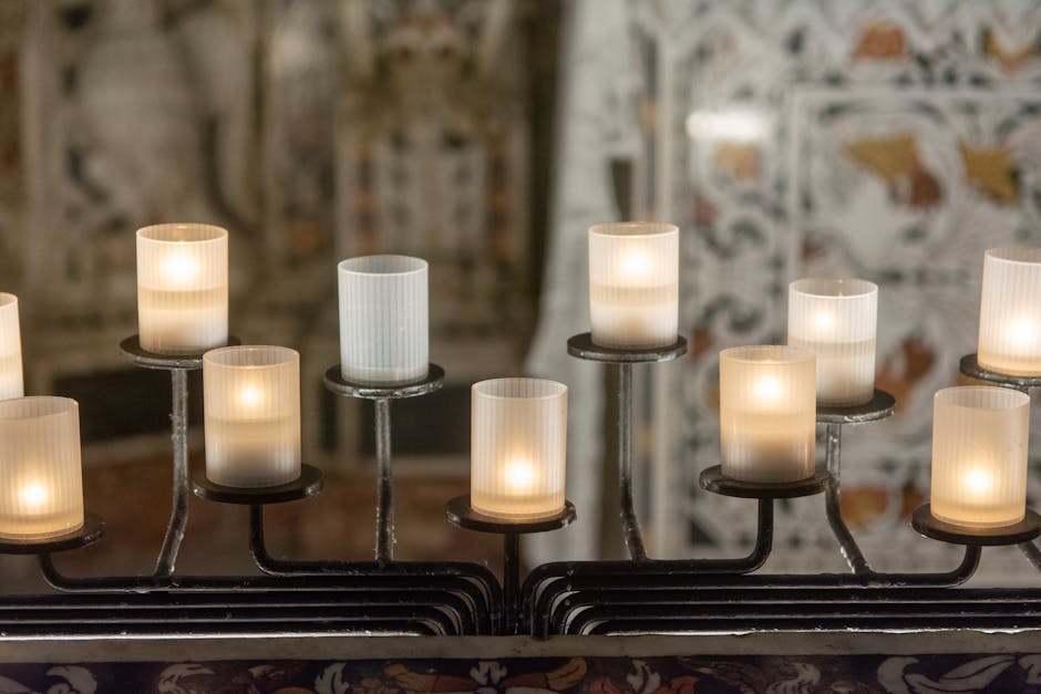 Seitenkapelle mit Votivkerzen in der Basilica di Sant’Antonio