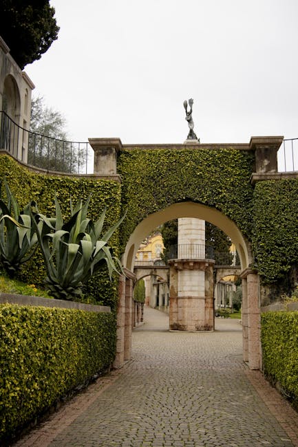 André Heller Garden Gardone Riviera palms