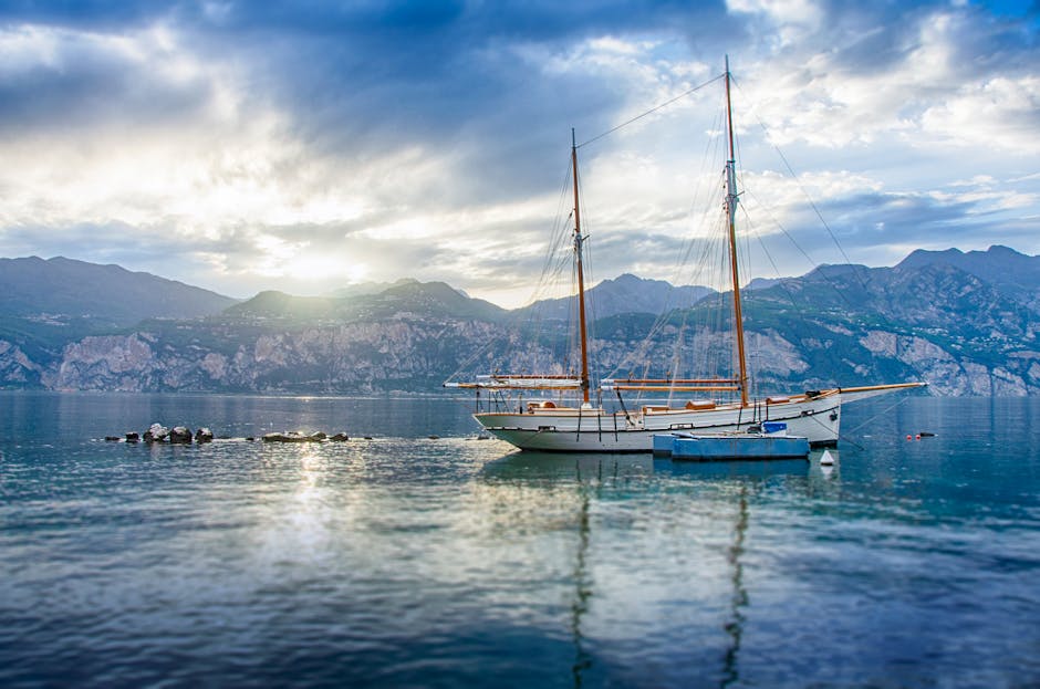 Lake Garda sunset couple boat