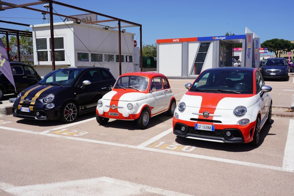 Autovermietungsschalter am Flughafen Olbia