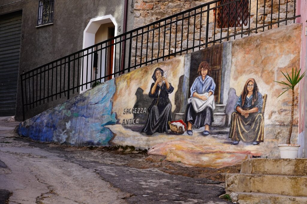 tramonto su Orgosolo con murales