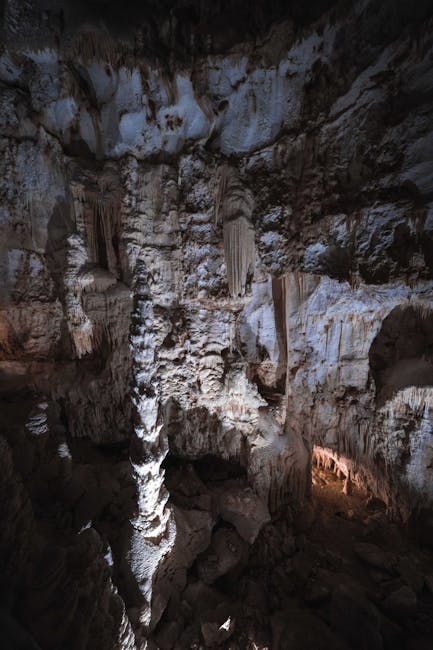 Close‑up of stalactite in Grotta Gigante