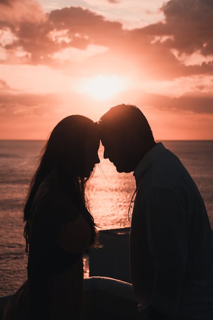 Sonnenaufgang: Paar auf Lipari
