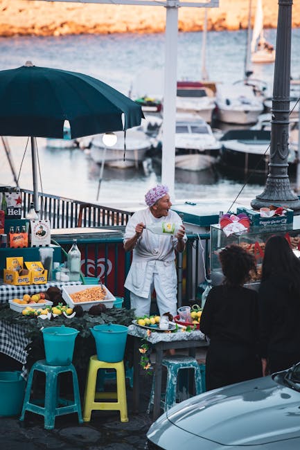Stoisko z włoskim street food przy Porto Antico przed koncertem