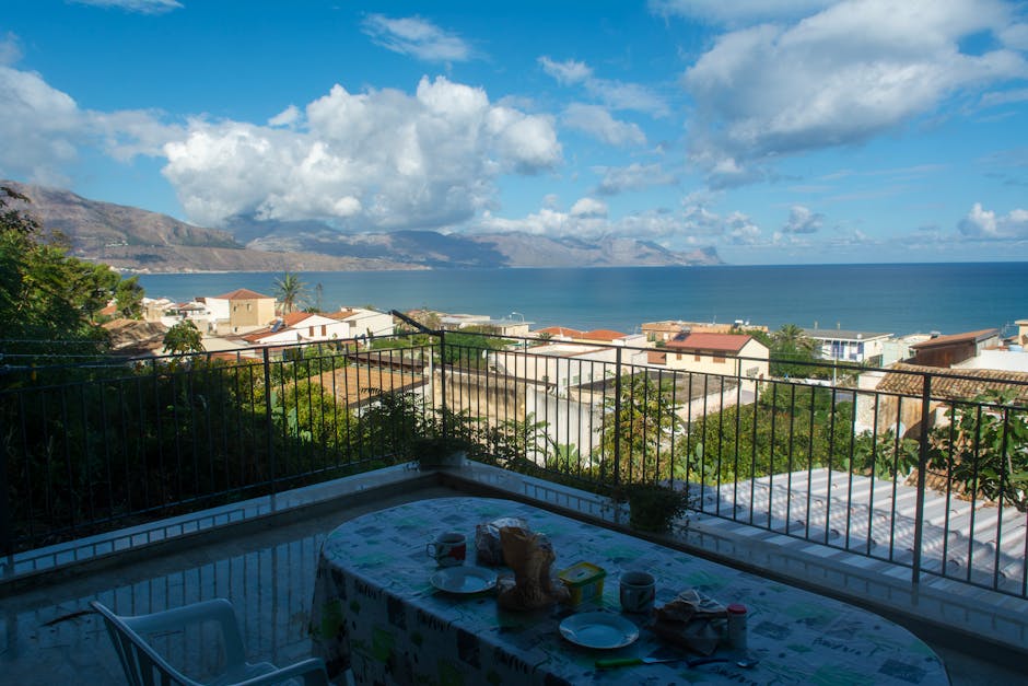 Seaside B&B terrace under the moon in Cariati